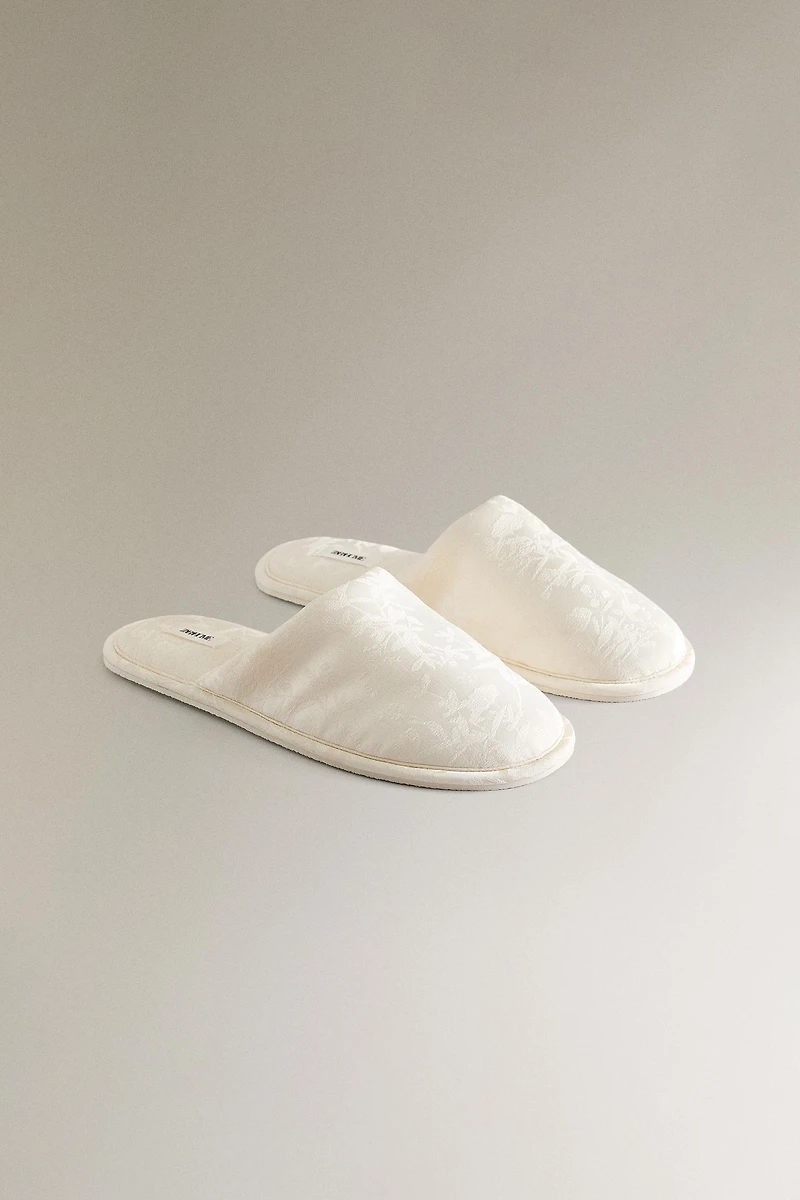 JACQUARD MULE SLIPPERS