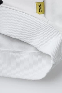 GRAFFITI PRINT SWEATSHIRT