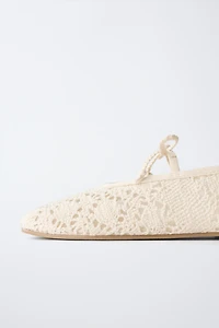 CROCHET BALLET FLATS
