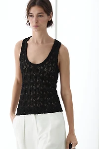 Top col rond en dentelle