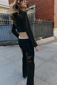 STRIPED SHOULDER PAD CROP SHIRT