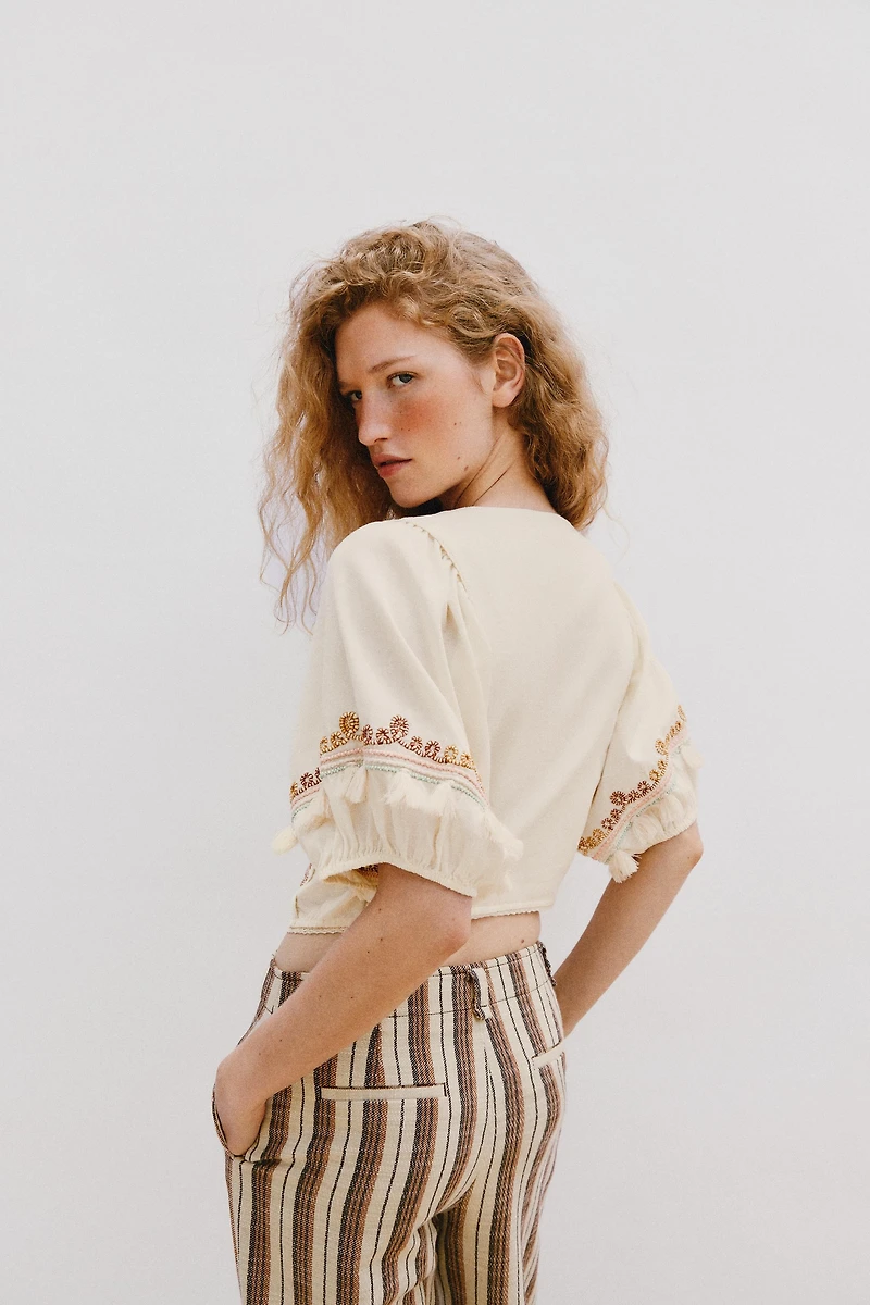 BLOUSE À FRANGES BRODÉES