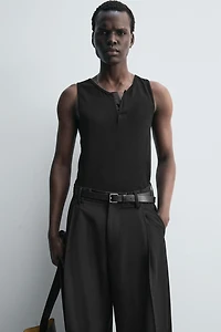 PLEATED WIDE FIT PANTS