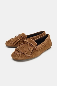 FRINGED SPLIT LEATHER LOAFERS