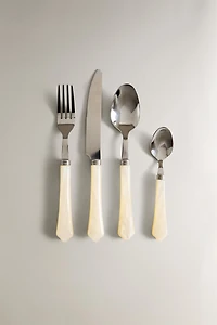 4-PIECE FLATWARE SET WITH PEARL-EFFECT HANDLE