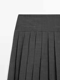 Midi skirt with box pleats