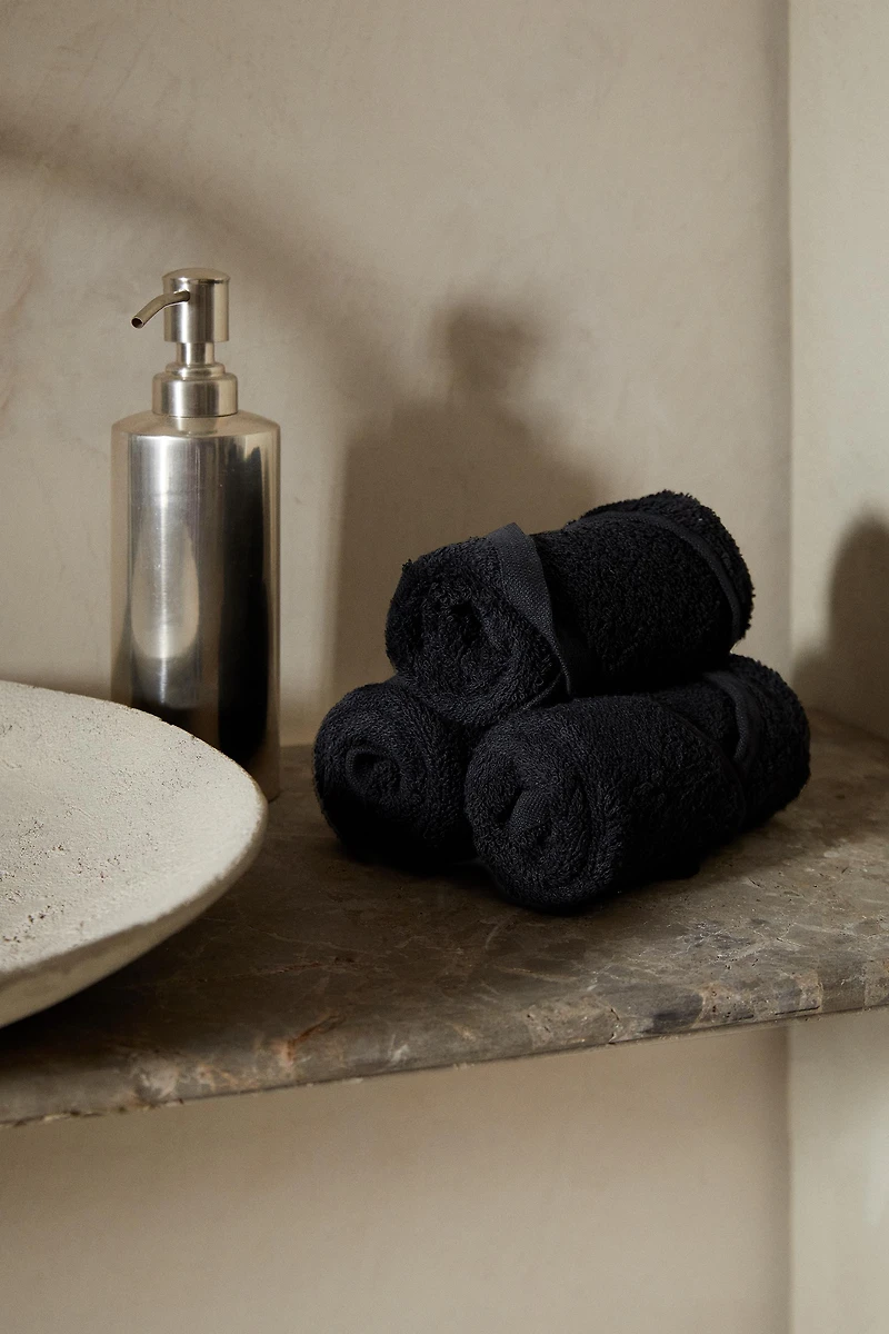 PACK OF COTTON HAND TOWELS (PACK 3)