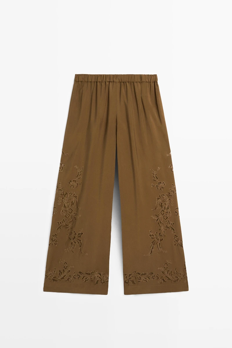 Pantalon large fluide brodé
