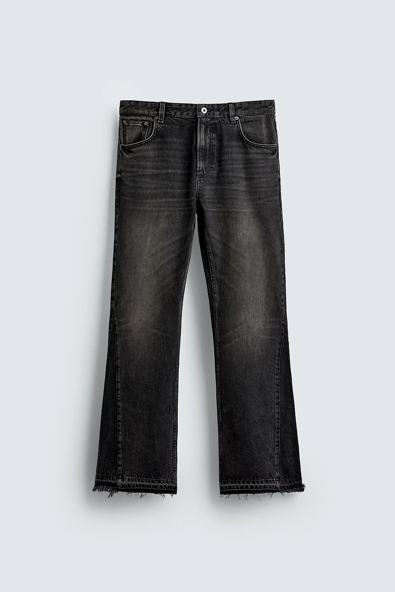 FLARE FIT JEANS