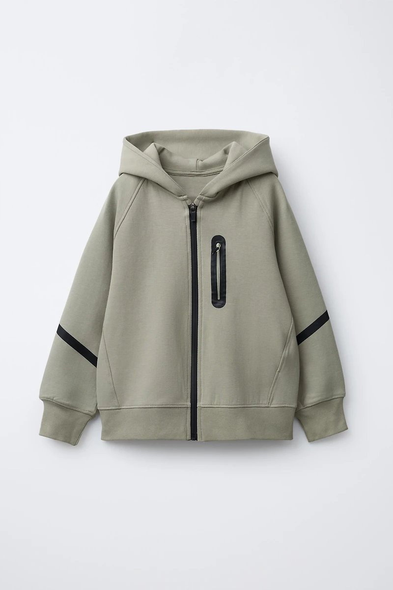 SPORTY INTERLOCK HOODIE