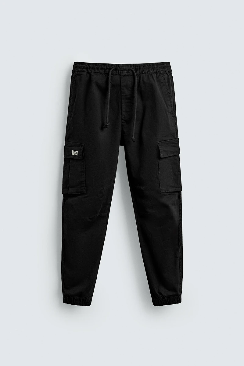 SLIM FIT CARGO PANTS