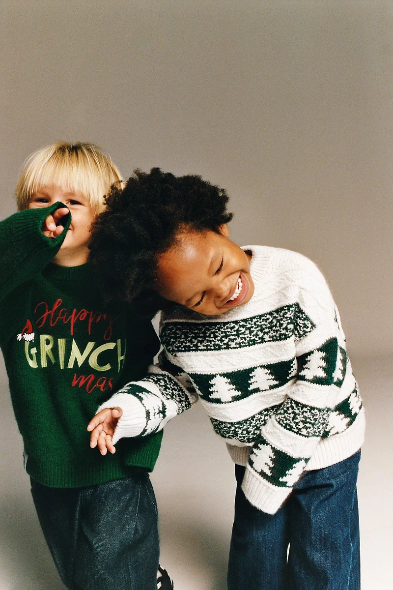 THE GRINCH ™ DR. SEUSS ENTERPRISES © KNIT JUMPER