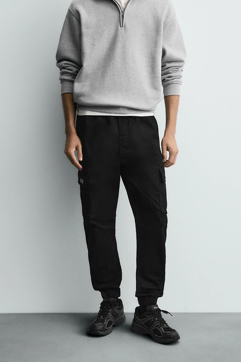 SLIM FIT CARGO PANTS