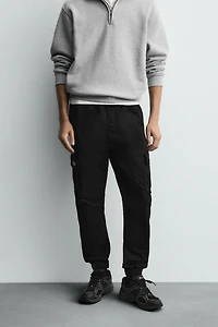 SLIM FIT CARGO PANTS
