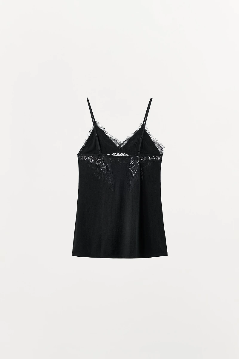 TOP POINTELLE EN DENTELLE