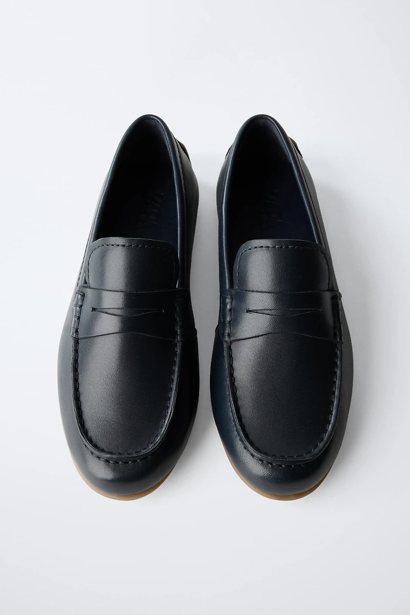 MOCASSINS EN CUIR