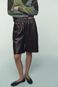 SHORT MATIÈRE SYNTHÉTIQUE