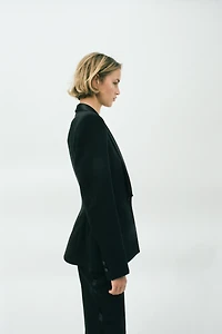 TAILORED TUXEDO BLAZER