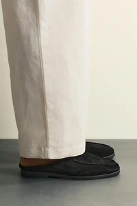 LEATHER MULE LOAFERS