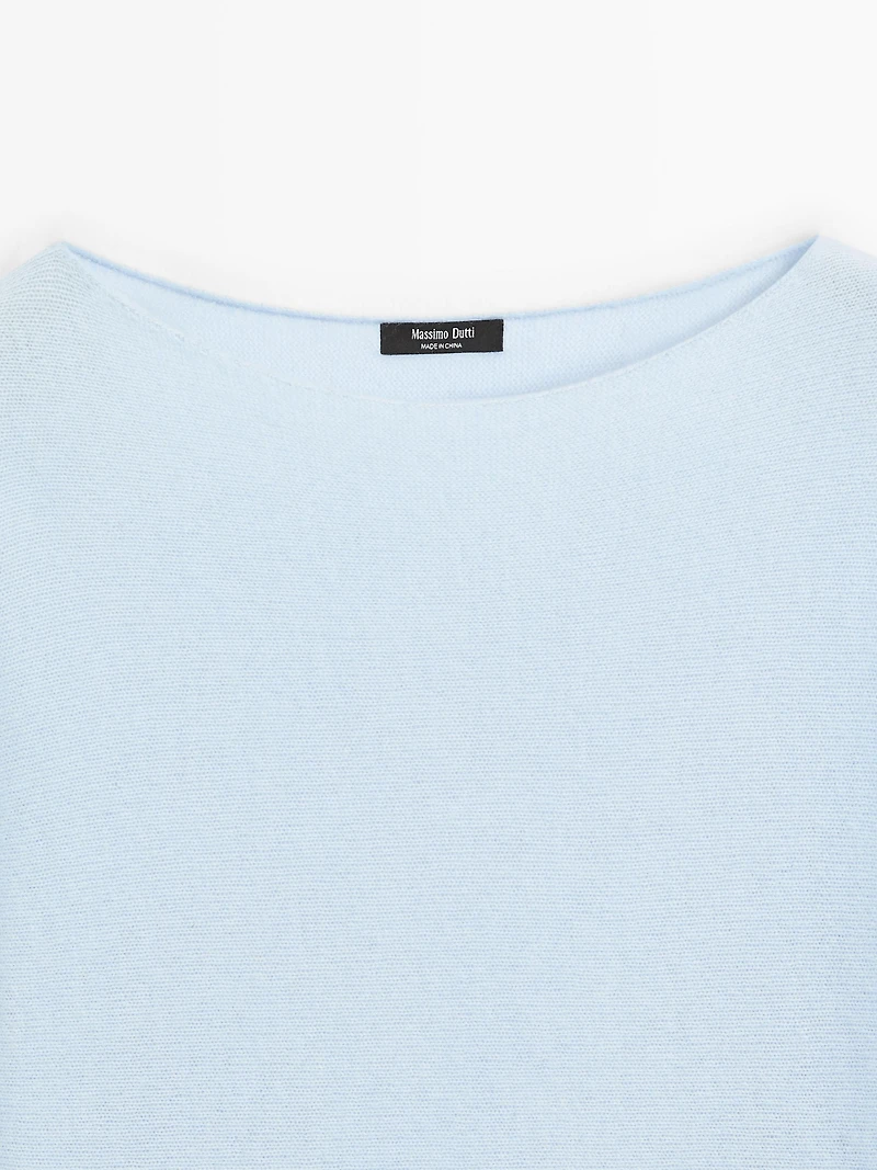 Pull en maille à col bateau