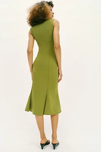 SWEETHEART NECKLINE DRESS