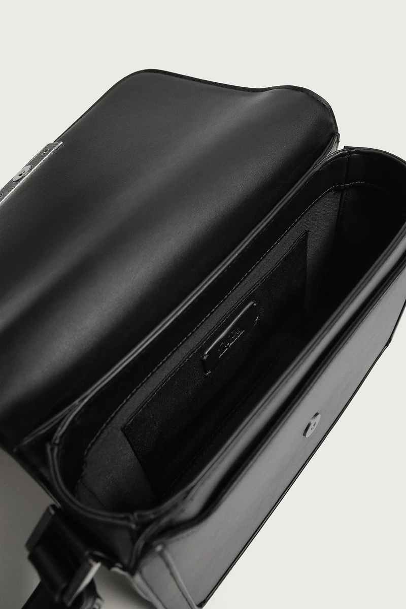 METALLIC DETAIL CROSSBODY BAG