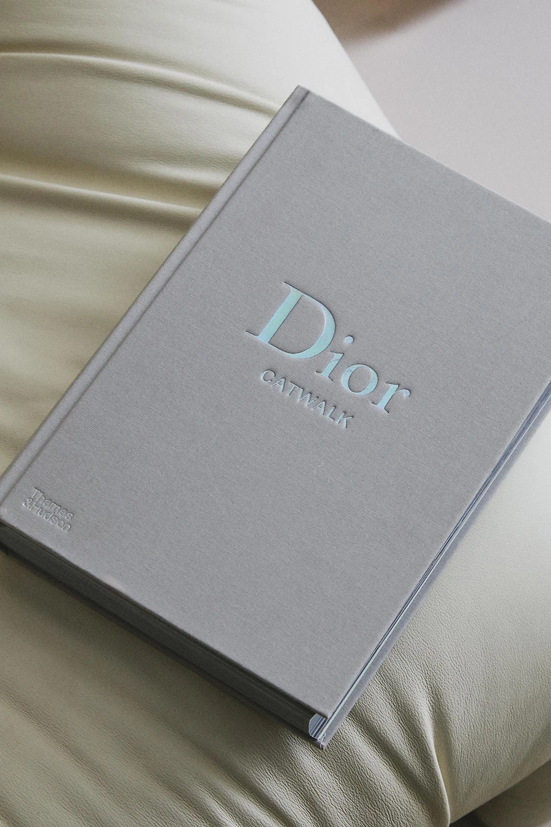 DIOR CATWALK BOOK (ENGLISH)
