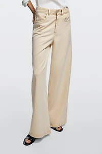 Low-rise wide-leg jeans