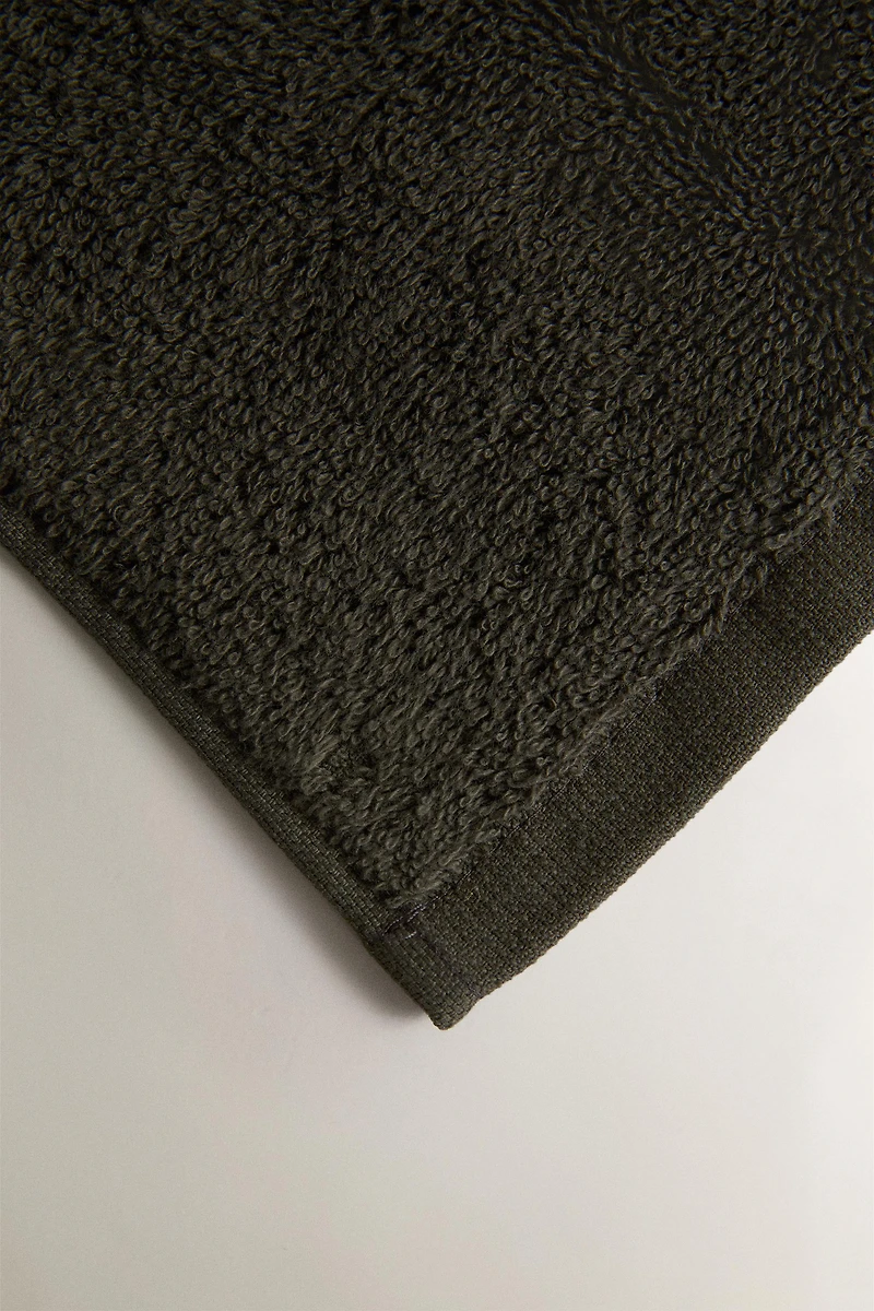 PACK OF COTTON HAND TOWELS (PACK 3)