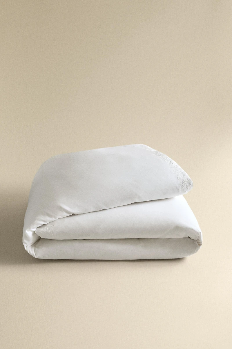 EMBOSSED COTTON AND LINEN DUVET COVER