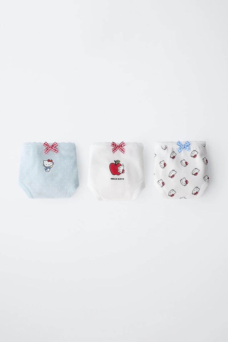 1 1/2-6 ANS/ LOT DE TROIS CULOTTES HELLO KITTY © SANRIO