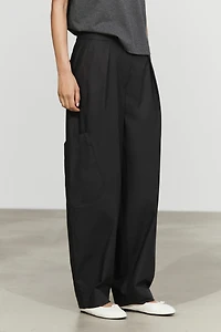 Barrel fit cargo pants