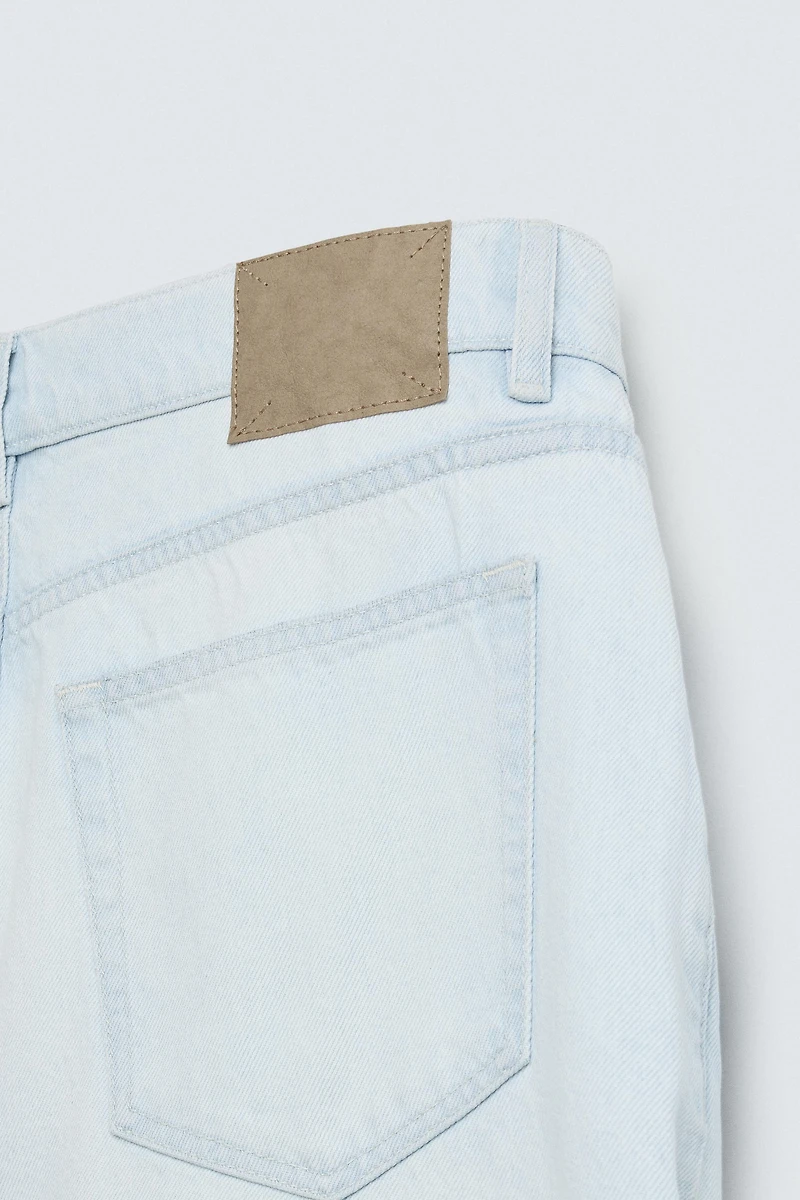 JEAN STRAIGHT FIT