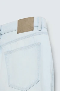 JEAN STRAIGHT FIT