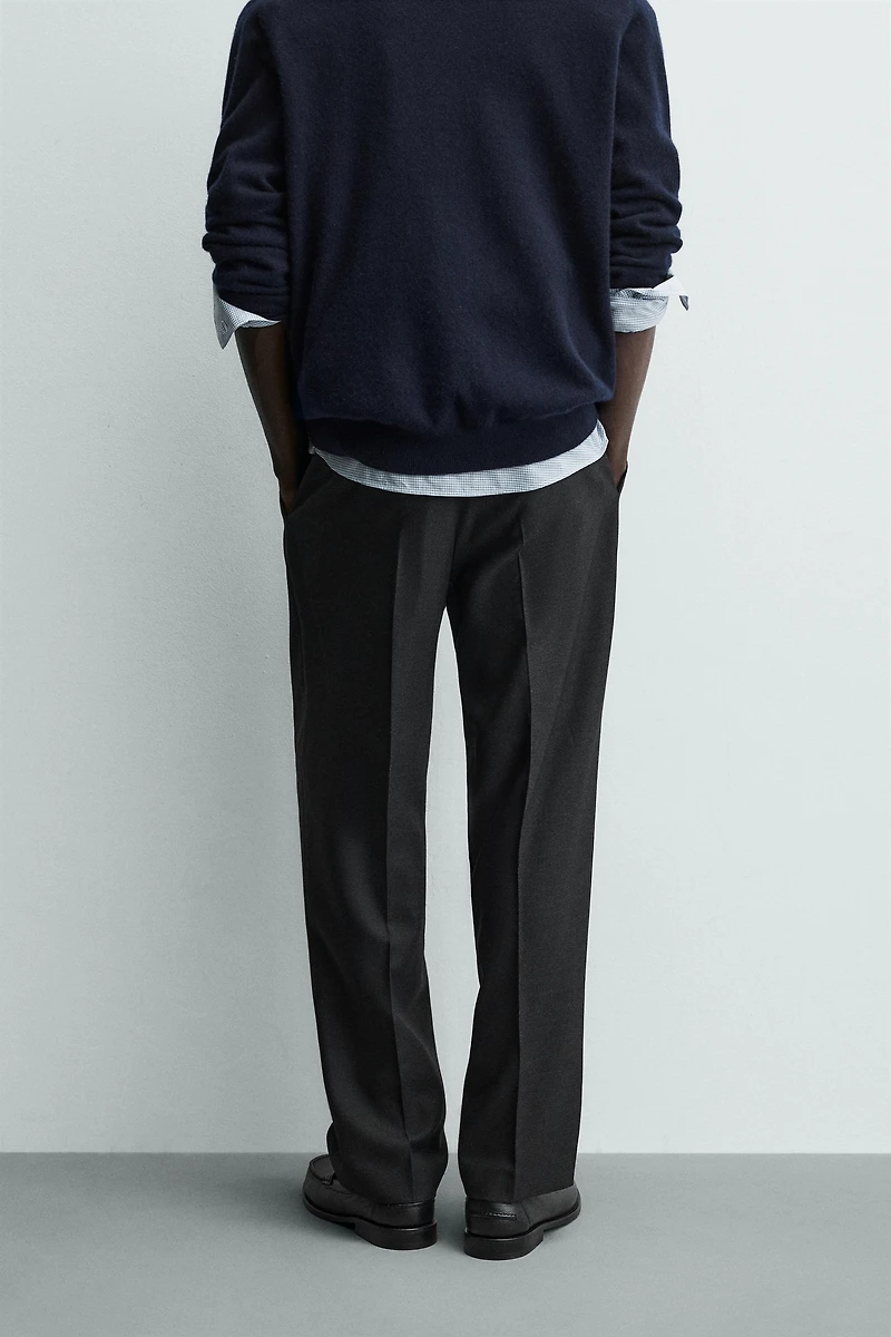 PLEATED REGULAR FIT PANTS