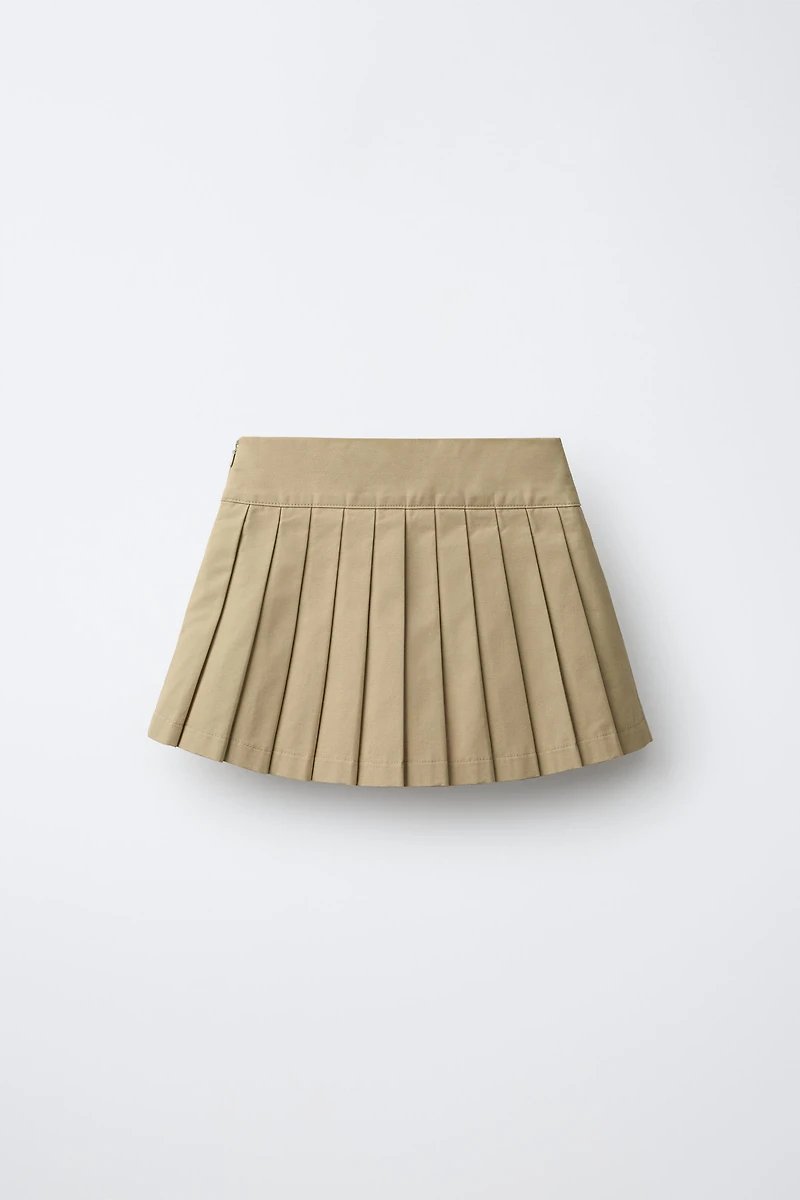 SOLID PLEATED SKIRT