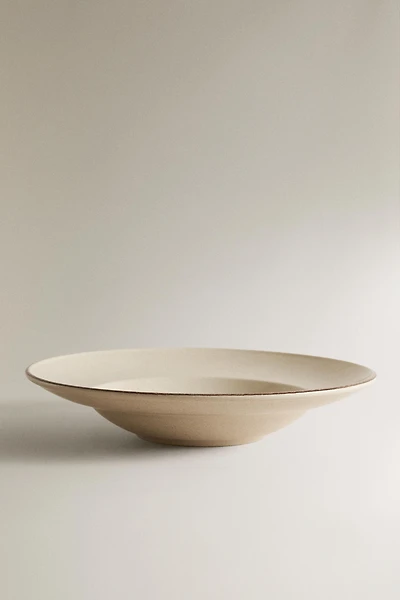 DISTRESSED STONEWARE PASTA PLATE