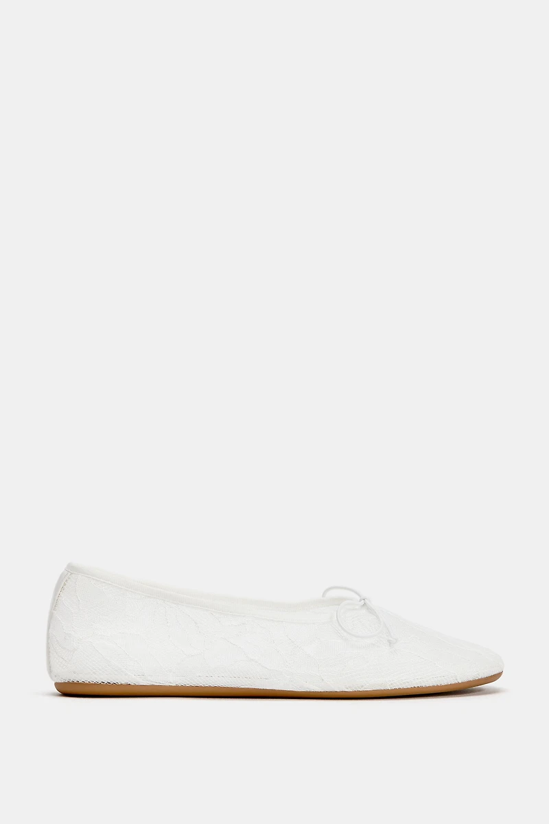 LACE BALLERINA FLATS