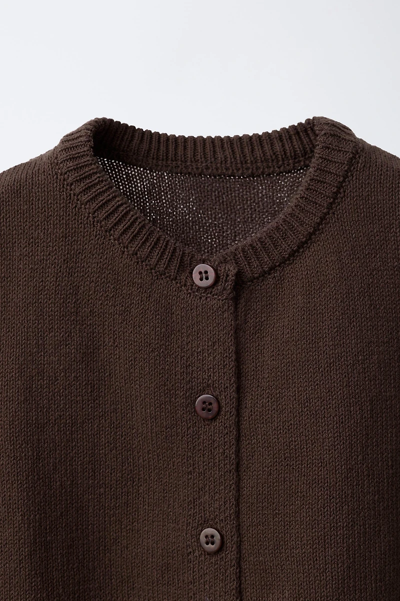 KNIT BUTTON-UP VEST