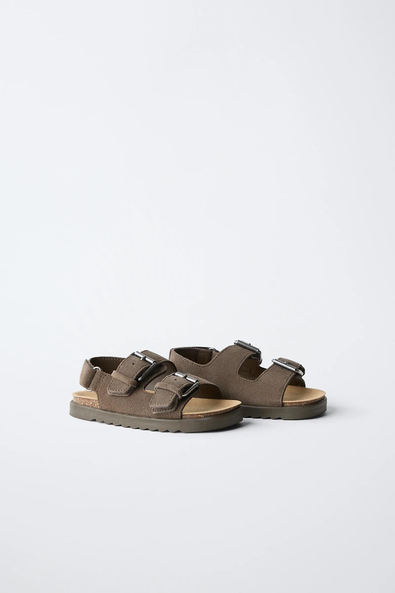 LEATHER BUCKLE SANDALS