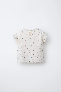 TEXTURED FLORAL T-SHIRT