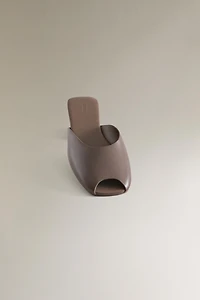 LEATHER MULES