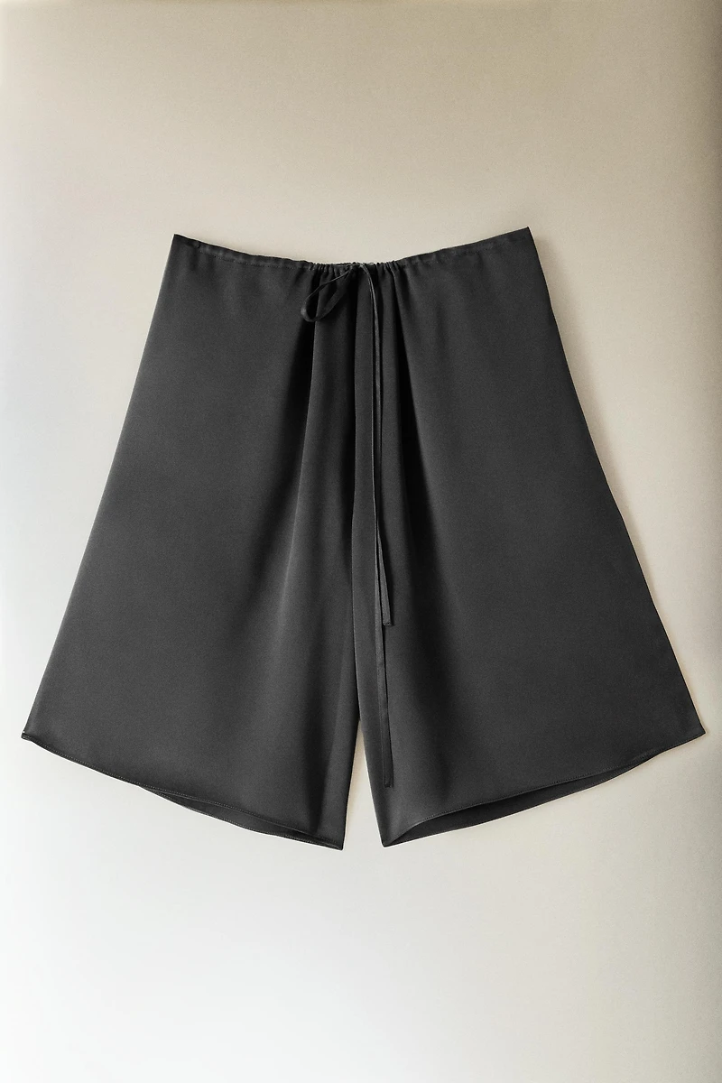 SILK BERMUDA