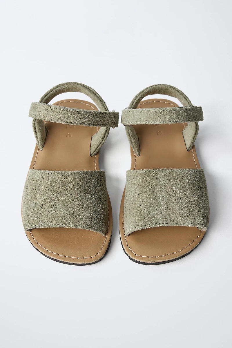 LEATHER SANDALS