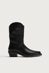 COWBOY BOOTS