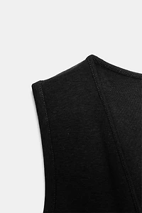 FITTED V-NECK BODYSUIT