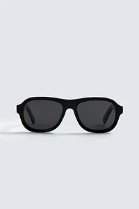 OVAL SUNGLASSES