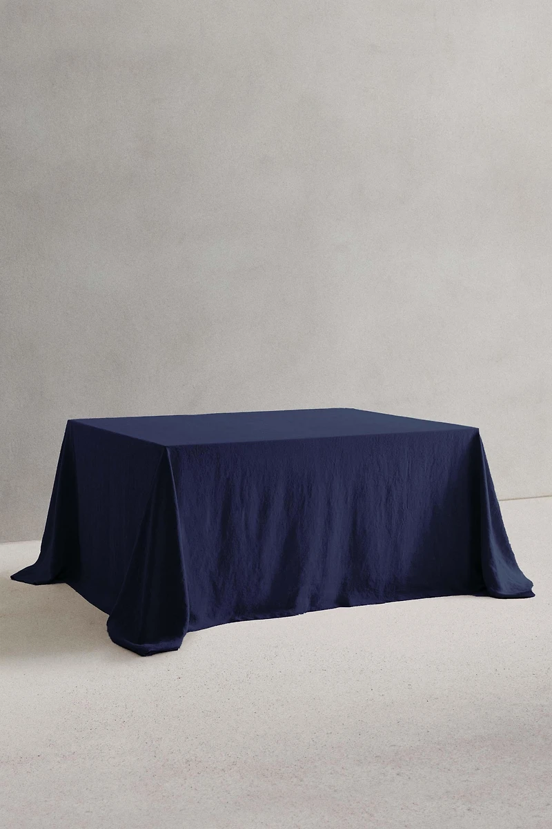 TABLECLOTH 01
