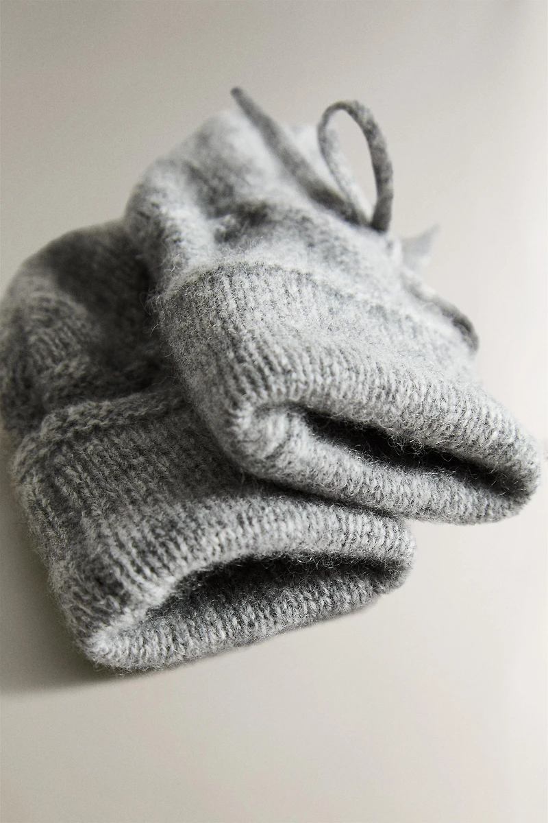 CASHMERE BABY BOOTIES