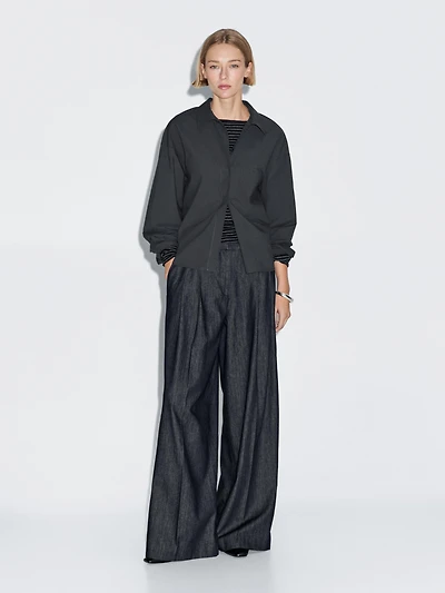Lightweight high-waist wide-leg jeans